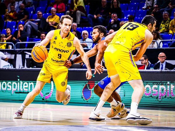 הוארטס. בלתי עציר (FIBA)