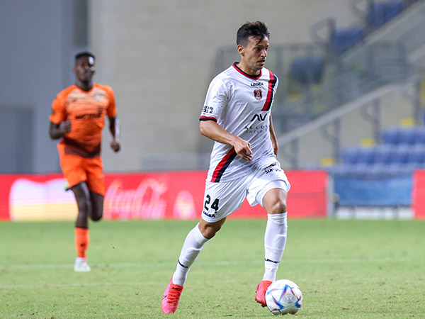 הוא הלך עם צרפת. בדש (דני מרון)