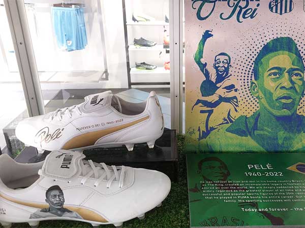 (מימין: אסף עשור, Head of Marketing, Puma Israel)