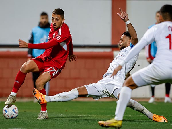 שביט מזל. עובר לאשדוד (מאור אלקסלסי)