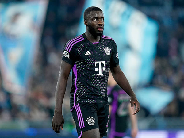 דאיו אופמקאנו. באיירו מיהרה לגבות (GETTY)