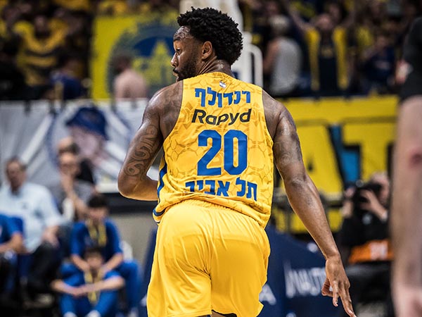 רנדולף. גם הוא נראה טוב (עודד קרני)