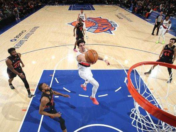 חלק מהחיים של כוכב NBA. אבדיה מול הניקס (Getty)