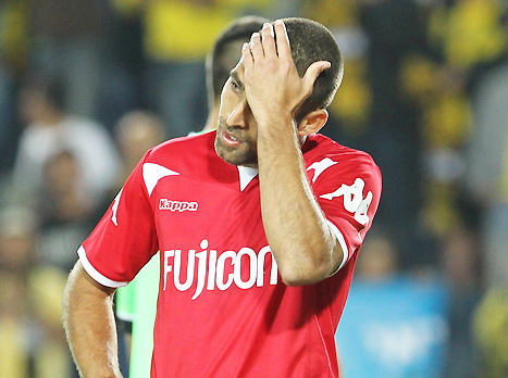 ככה שכטר נראה ברוב העונה