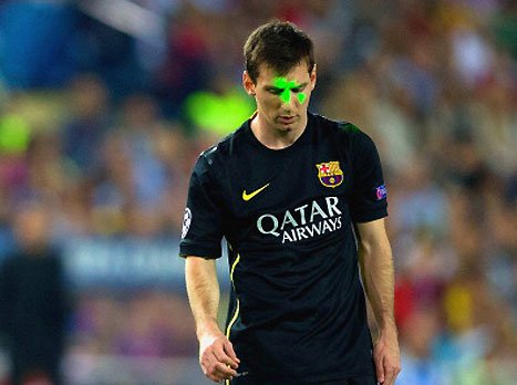 מסי מסונוור מהיציע. זה לא תירוץ (gettyimages