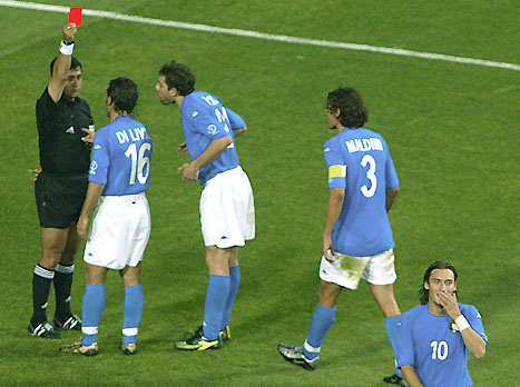 קיץ אחד מאוחר יותר הגיע הרגע אולי הקשה בקריירה של טוטי (GETTYIMAGES)