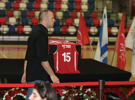 כבוד אחרון (אלן שיבר)