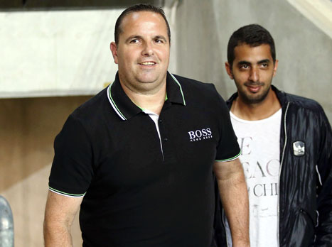 התחדש בקשר. בן שמעון (אלן שיבר)
