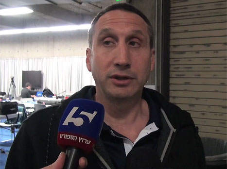 בלאט. מנסה להישאר אופטימי