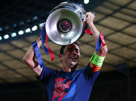 נפרד עם גביע (Getty)