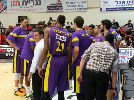 התעמתו. יזרעאלי וקלייבורן