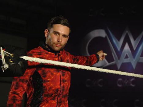 עשה היסטוריה. נעם דר (WWE.COM)