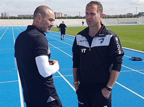 השחקנים מרוצים ממנו. איווניר (האתר הרשמי של ק"ש)