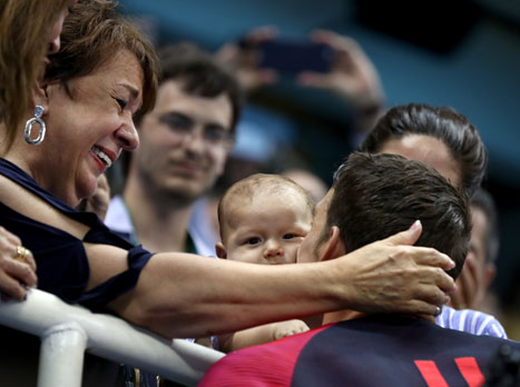 מייקל ובומר פלפס (GETTY)
