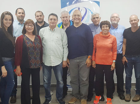 ברן לצד חברי ההנהלה החדשים. יצליחו להביא יותר תקציבים? (יח"צ איגוד האתלטיקה)