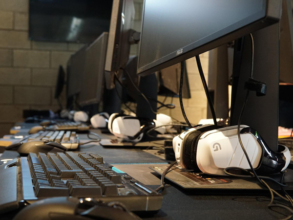 "יוצאים לדרך עם שותפים אסטרטגיים מובילים בתעשיה". צילום: מיכאל שוסטין