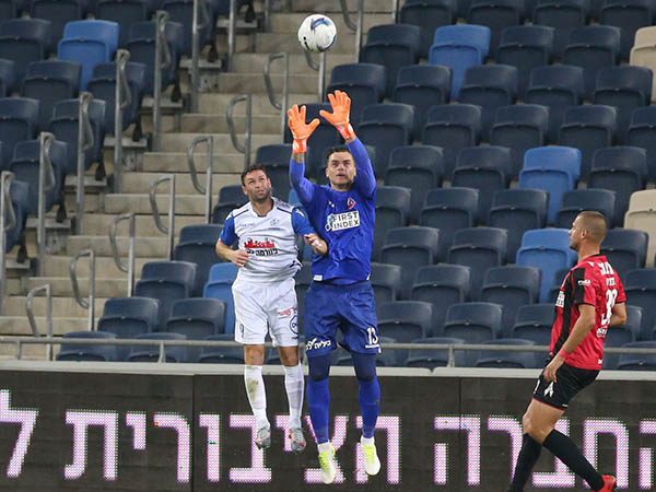 הרבה עבודה לא היתה לו. שטקוס (יוסי שקל)