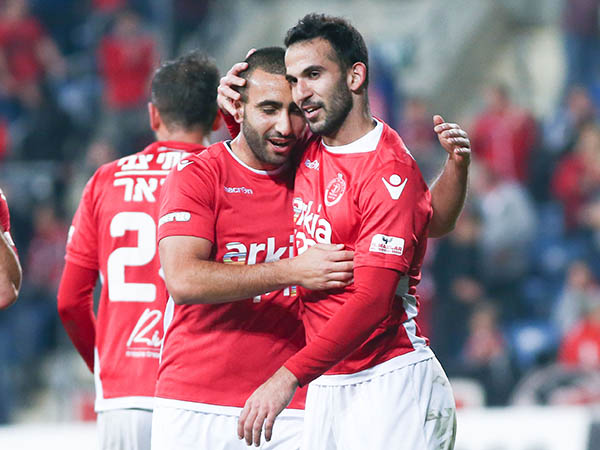 דגני עם חוגי. "השחקנים הקיימים לא מספיקים" (getty)