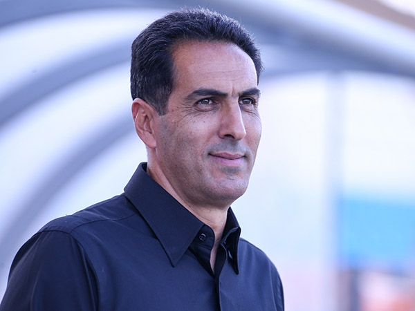 טוויזר. סופג ביקורת (סוכנות ג'יני)