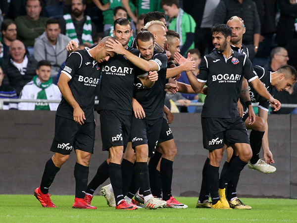 ורמוט. חגג על האקסית (יוסי שקל)