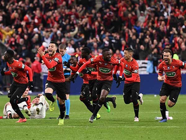 הזמן לחגוג (getty, ANNE-CHRISTINE POUJOULAT)