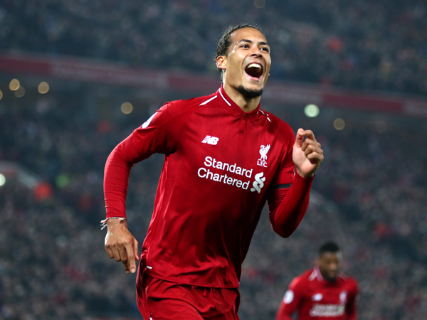 בפרמיירליג הוא חוגג, אבל ברצלונה זאת רמה אחרת (GETTY)