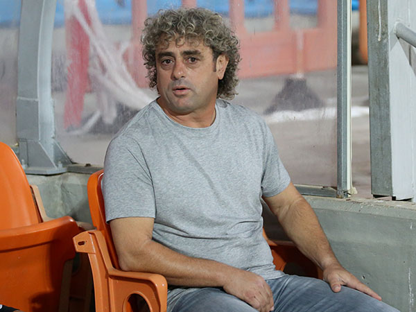 עטר. חוזר לכדורגל (יוסי שקל)