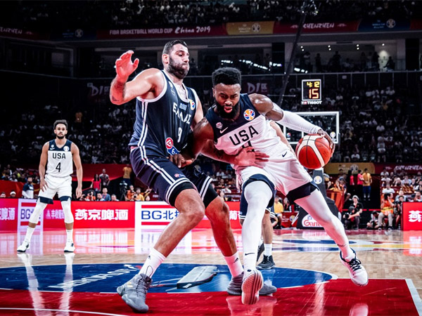 בראון. הוביל את נבחרתו ברבע השני (FIBA)