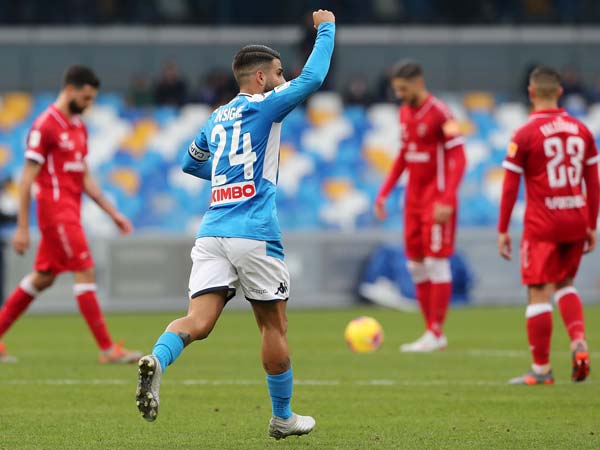 אינסינייה העלה את נאפולי לרבע (getty)