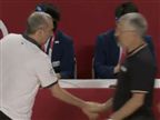 צפו: לחיצת יד בין גינזבורג למאמן האיראני