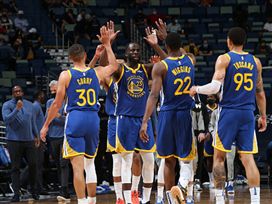 41 נק' לקרי: ניצחון חשוב לווריירס נגד ניו אורלינס