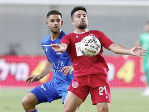 הבעיות של האדומים המשיכו כשמוטי ברשצקי נפצע ויצא במהלך המחצית (אלן שיבר)