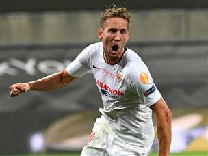 החלוץ השלים צמד בתוך 21 דקות (GETTY)