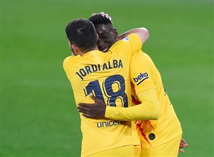 ואז התפנה לברך את מוריבה לכבוד שער הבכורה (Getty)