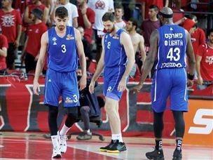 הרצליה מסתבכת (אלן שיבר)