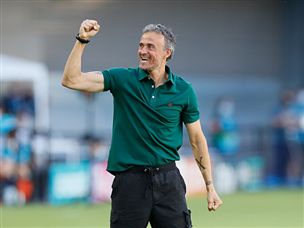 לואיס אנריקה. נשם לרווחה (GETTY)