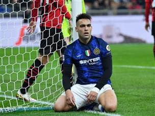 החמצת פנדל כואבת. מרטינס (GETTY)