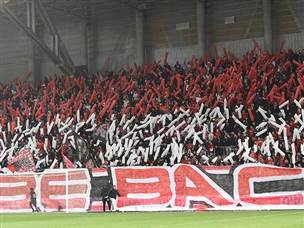 והקהל האדום יכול לחייך אחרי תקופות לא פשוטות (ברני ארדוב)