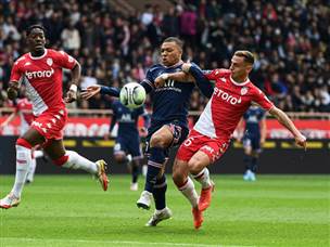אמבפה והחברים התקשו מול מונאקו (Getty)