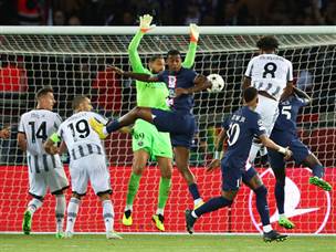 שגיאה שהחזירה את יובנטוס למשחק. דונארומה (Getty)