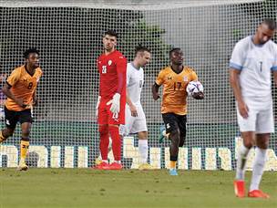 זמביה חזרה למשחק במחצית השנייה (צילום: אלן שיבר)