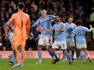 וסיטי עדיין במרוץ האליפות (getty)