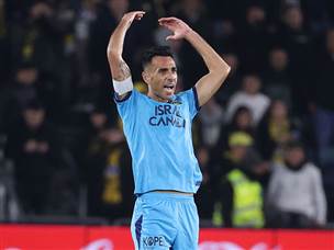 הגיבור של מכבי ת"א החזיר אותה למשחק (צילום: דני מרון)