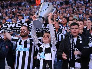 עם שני מחנות אוהדים שהיו רעבים יותר מכל לתואר (GETTY)