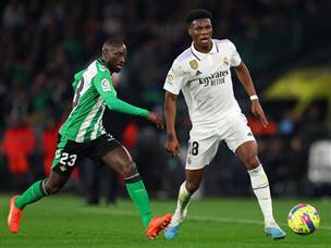 טשואמני ושחקני ריאל מדריד התקשו נגד בטיס (Fran Santiago/Getty Images)