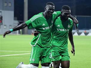 פיירו שבר את הקרח (צילום: ראובן כהן, האתר הרשמי של מכבי חיפה)