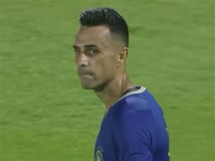 לא כיוון את הכדור למסגרת. זהבי