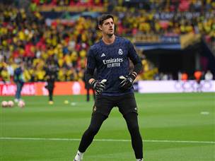 עם קורטואה בשער (getty)