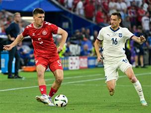 שתי הנבחרות התקשו להגיע למצבים (GETTY)