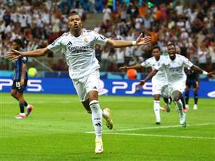 וגם אמבפה הצטרף לחגיגה (GETTY)